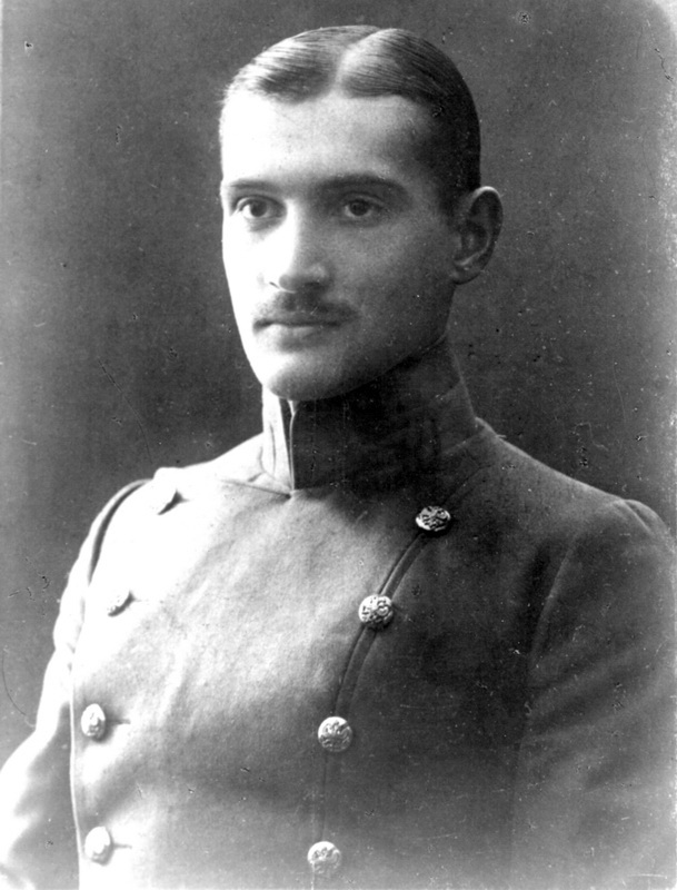 Евгений Карский  Студент  СПб  университета.  1910-е
